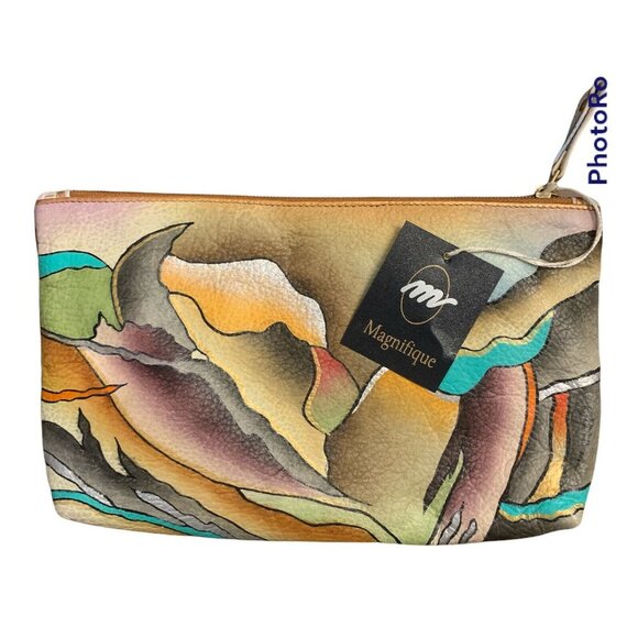 NWT MAGNIFIQUE LEATHER COSMETIC CASE CLUTCH ABSTRACT PRINT HAND PAINTED - Picture 2 of 4